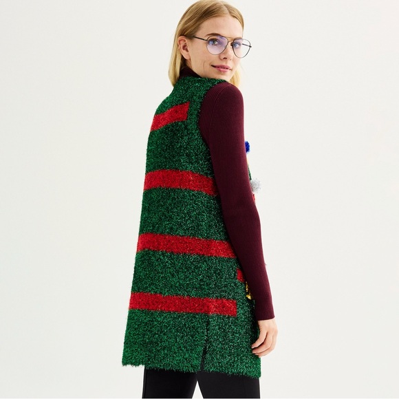 Sleevelesss Tinsel Christmas Sweater - Picture 4 of 6